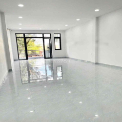 GẦN TTTM GIGAMAL NHÀ 2LẦU TRỐNG SUỐT TIỆN SETUP VĂN PHÒNG + DẠY HỌC