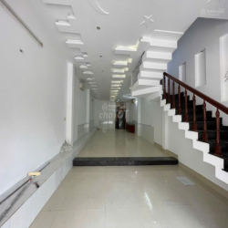 Cho thuê nguyên căn gần 400m sử dụng, 4 tầng 