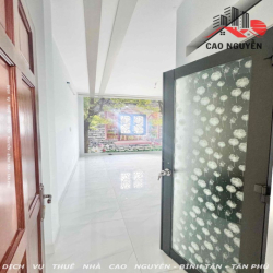 Nhà mặt tiền, 4,5x33 3 lầu 5PN 5WC, Đường Tỉnh Lộ 10