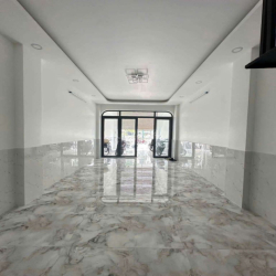 mặt tiền vị trí đep nhất Dương Quản Hàm khu kinh doanh sầm uất 