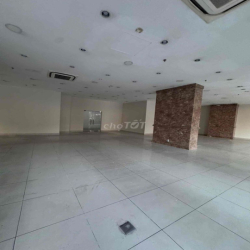 SHOPHOUSE 600M2 GÓC CHUNG CƯ HIM LAM RIVERSIDE