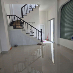 🔥Cho Thuê Căn Gốc Nhà MT 5 tầng, Nguyễn Thị Minh Khai