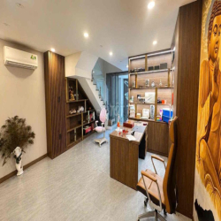 🏦 Nhà mới đẹp NC nup hẻm Lê Đức Thọ P6