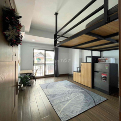 TRỐNG LẠI CĂN CÓ GÁC THANG MÁY GẦN ĐẠI HỌC NGOẠI THƯƠNG