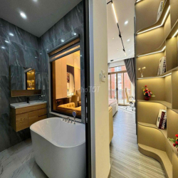 cho thuê nhà nguyên căn đẹp đường to, trục đường phan văn trị