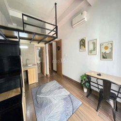 TRỐNG LẠI CĂN CÓ GÁC THANG MÁY GẦN ĐẠI HỌC NGOẠI THƯƠNG