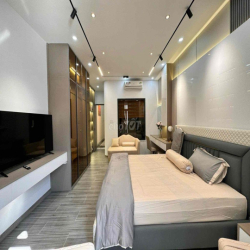 cho thuê nhà nguyên căn đẹp đường to, trục đường phan văn trị