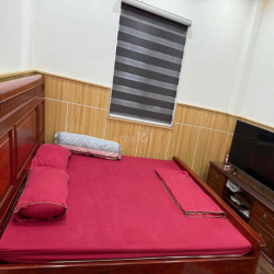 cho thuê nhà mặt tiền tố hữu giá rẻ