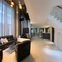BIỆT THỰ ĐẸP 5PN LIỀN KỀ PHÚ MỸ HƯNG