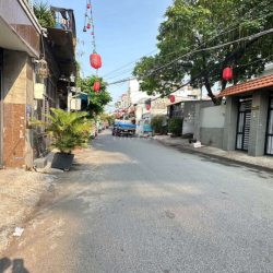 nhà đẹp rộng rãi thích kinh doanh 