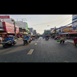 nhà nguyên căn mặt tiền lý phục man . p bình thuận .Q7