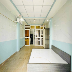 PENHOUSE - TÊN LỬA - VÕ VĂN KIỆT TIỆN DI CHUYỂN RỘNG 50m2