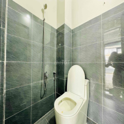 PENHOUSE - TÊN LỬA - VÕ VĂN KIỆT TIỆN DI CHUYỂN RỘNG 50m2