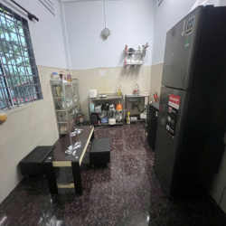 NHÀ NGUYÊN CĂN - HXH - 4PN 60m2 Khu Hoàng Hoa Thám P13 Tân Bình