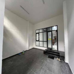 Nhà 90m2 * 4 tầng cho thuê, Trịnh Văn Bô, nhà mới, đẹp