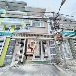 CHO THUÊ NHÀ 3 PHÒNG NGỦ BÀN CỜ PHƯỚC LONG GIÁ 15 TRIỆU/THÁNG