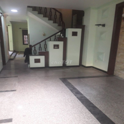 Cho thuê biệt thự BÌNH ĐĂNG (Đối diện bến xe Q.8).