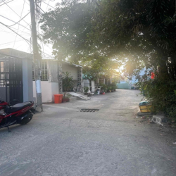 Nhà phố hẻm xe Oto