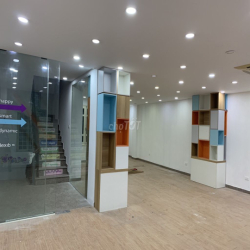  Cho thuê vp phố Giảng Võ,Đống Đa,Hà Nội,dtsd 50m2,thông sàn