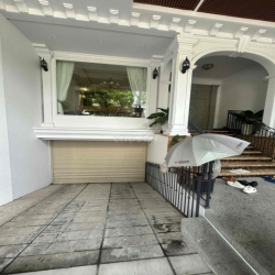 BIỆT THỰ ĐẸP CÓ THANG MÁY - NAM THÔNG PHÚ MỸ HƯNG