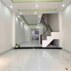 Cho Thuê Nhà Đường B4 VCN Phước Hải Nha Trang Đường Rộng