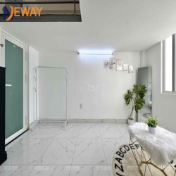 Siêu phẩm Duplex mới keng  - cửa sổ trời lớn gần khu Etown Cộng Hoà