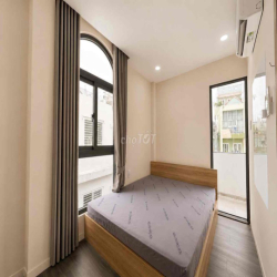 Giá Thật 100%_Penthouse 1PN Sân Thượng 50m2 Thang Máy_Ngã Tư Phú Nhuân