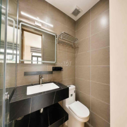 Giá Thật 100%_Penthouse 1PN Sân Thượng 50m2 Thang Máy_Ngã Tư Phú Nhuân