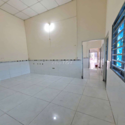 Cho thuê nhà cấp 4, 2PN, 2WC, 76m2, KDC Đường số 6, P. Long Trường, Q9