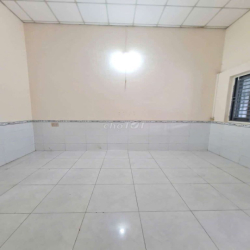 Cho thuê nhà cấp 4, 2PN, 2WC, 76m2, KDC Đường số 6, P. Long Trường, Q9
