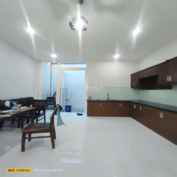 Nhà Đẹp Mới Sơn 3 Tầng 5pn 3wc đối diện Vạn Phúc 14.5triệu