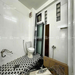 1 BEDROOM - 2 BEDROOM / 60m2 / CAO CẤP / GIÁP ĐẦM SEN / FULL NỘI THẤT