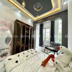 1 BEDROOM - 2 BEDROOM / 60m2 / CAO CẤP / GIÁP ĐẦM SEN / FULL NỘI THẤT