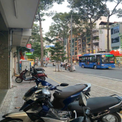 ♥️♥️ - CHO THUÊ NHÀ NGUYÊN CĂN MẶT TIỀN đg Cao Đạt P1 Q5, gốc mặt t