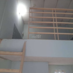 Nhà riêng 1 trệt 1 lầu,1 gác lửng ,điện nuoc riêng,sạch sẽ  an ninh