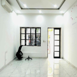 CHO THUÊ NHÀ CITY LAND PARK HILLS GIÁ 42 TRIỆU