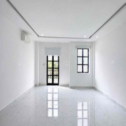 CHO THUÊ NHÀ CITY LAND PARK HILLS GIÁ 42 TRIỆU