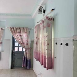 Cho thuê nhà nguyên căn hẻm 536 Âu cơ