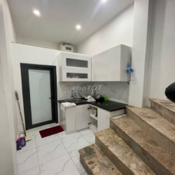 Chính chủ cho thuê nhà Nguyên Căn - ngõ 295 Bạch Mai
