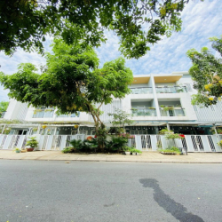 NHÀ PHỐ MEGA VILLAGE KHANG ĐIỀN - 3 TẦNG - NT CƠ BẢN - 3PN 3WC