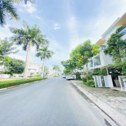 NHÀ PHỐ MEGA VILLAGE KHANG ĐIỀN - 3 TẦNG - NT CƠ BẢN - 3PN 3WC