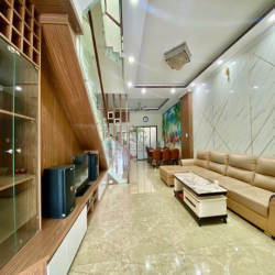 CHO THUÊ NHÀ 3 TẦNG FULL NỘI THẤT KHU ĐÔ THỊ HÀ QUANG 2 GIÁ 24 TRIỆU