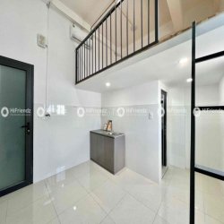 Duplex mới xây có thang máy - bảo vệ gần Đầm Sen - ĐH Văn Hiến - Q10☘️