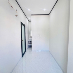 Cho thuê nhà 2 tầng, 3PN, mới 100%, có nội thất tại Oasis, Mỹ Phước