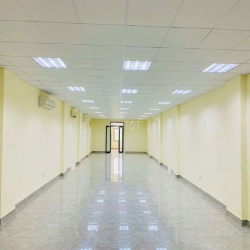 TOÀ NHÀ ỐP KÍNH – 42D Hoa Đào - Phú Nhuận - DTSD 450m2 sàn