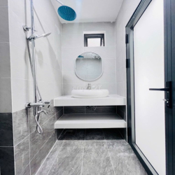 Cho thuê nhà 2 tầng, 3PN, mới 100%, có nội thất tại Oasis, Mỹ Phước