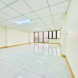 SIÊU PHẨM K300, 98A Nguyễn Minh Hoàng, Tân Bình -Thang Máy. DTSD 500M2