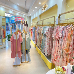 Cho Thuê Nhà GÓC 2MT đường Nguyễn Trãi, Quận 5. DTSD: 345m2