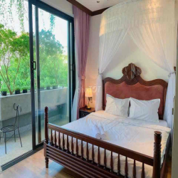 CHO THUÊ NHÀ 4 TẦNG 2 TIỀN, GẦN SÂN BAY