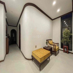 CHO THUÊ NHÀ 4 TẦNG 2 TIỀN, GẦN SÂN BAY